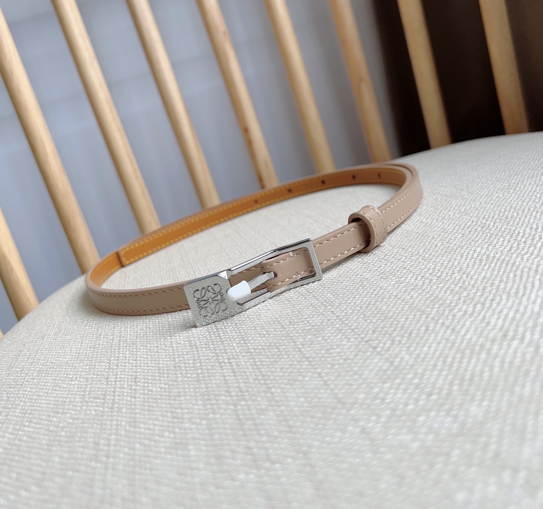 LOEWE罗意威专柜最新同款腰带[庆