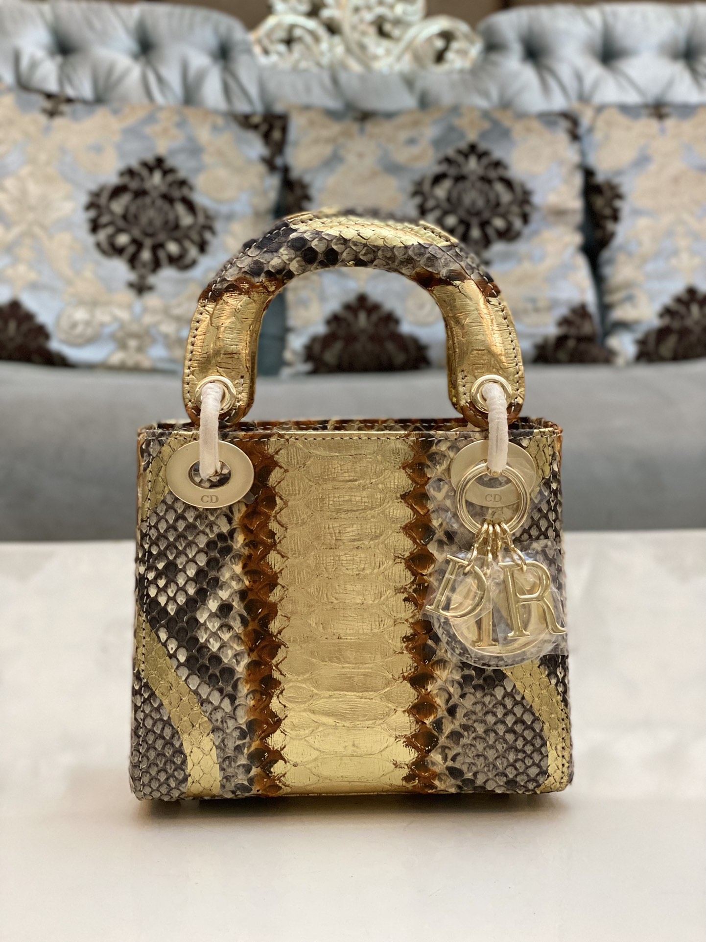 Dior Export order mini 17cm