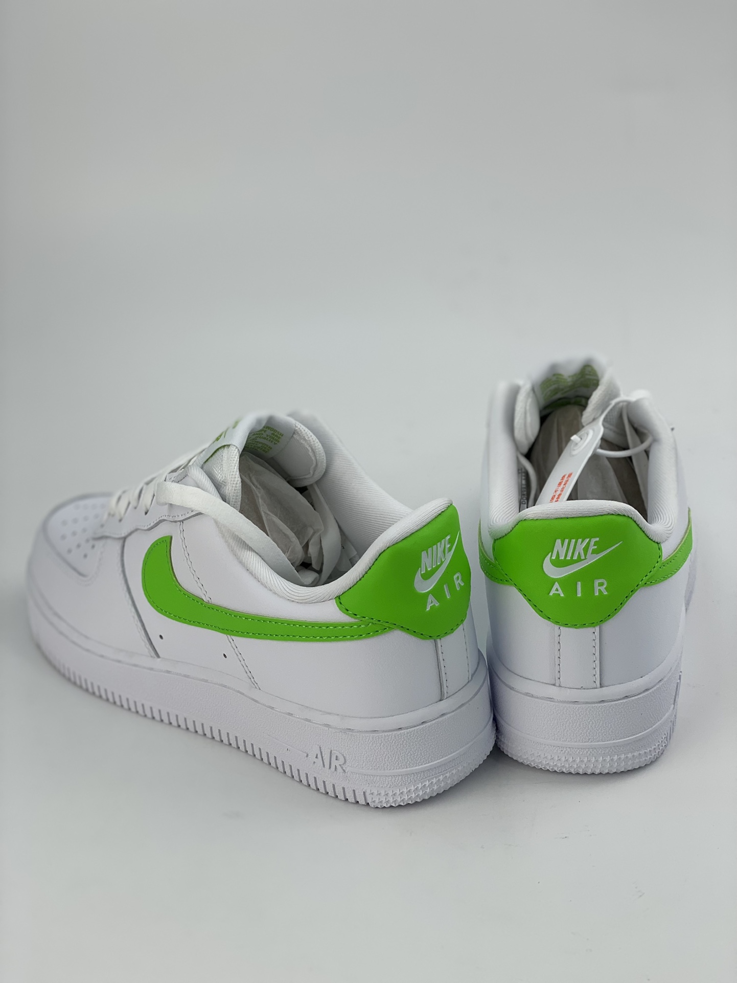 Nike Air Force 1 Low 07 White Sports Green DD8985-112