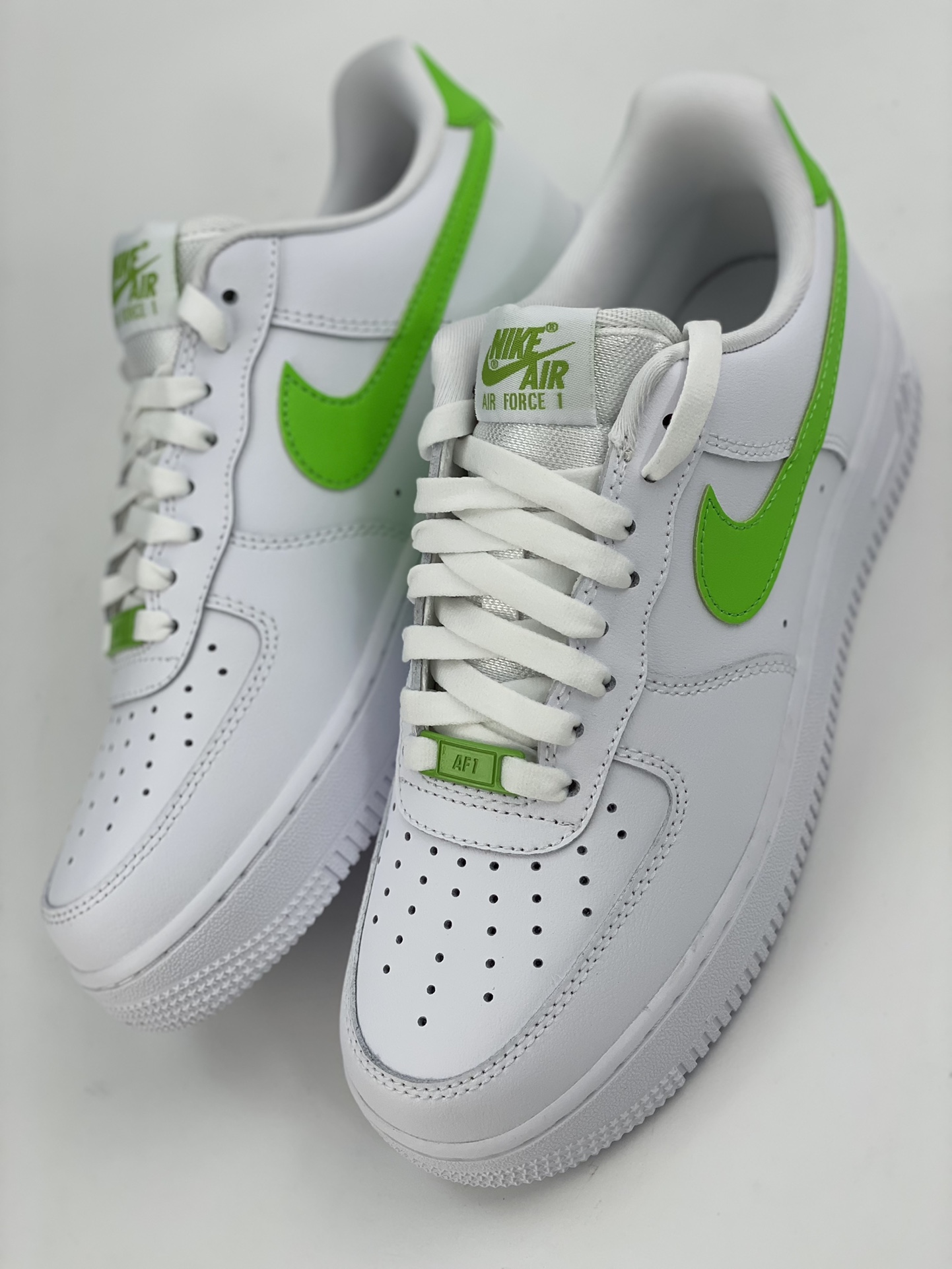 Nike Air Force 1 Low 07 White Sports Green DD8985-112