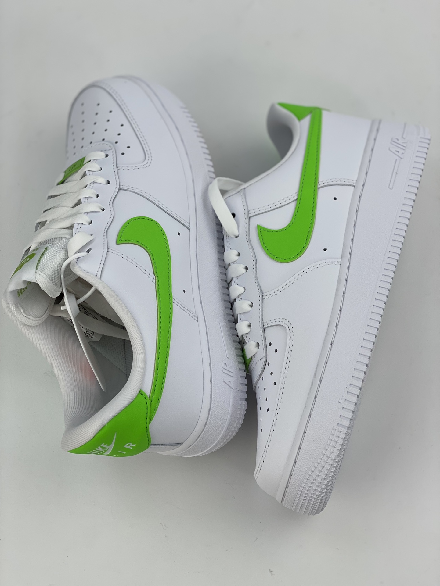 Nike Air Force 1 Low 07 White Sports Green DD8985-112