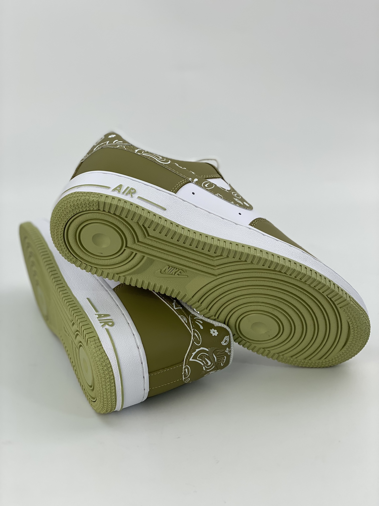 Nike Air Force 1 Low 07 White Green Cashew Flower XM6386-556