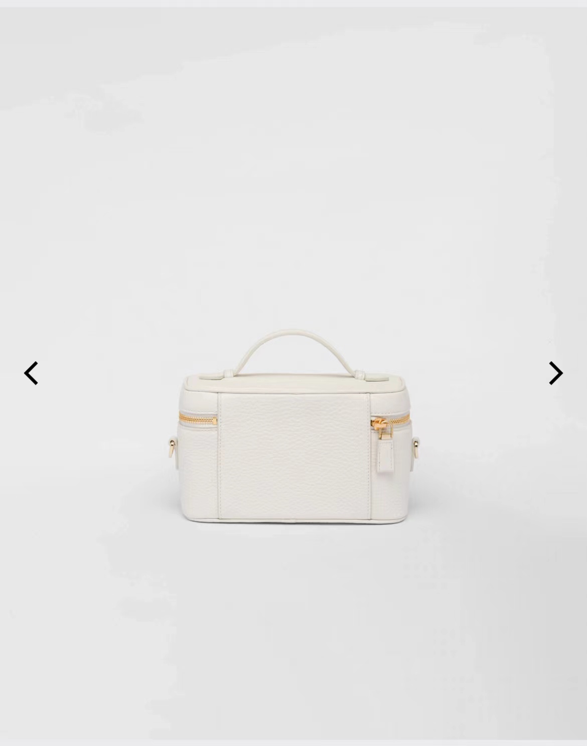 Prada Official website picture More than 10,000