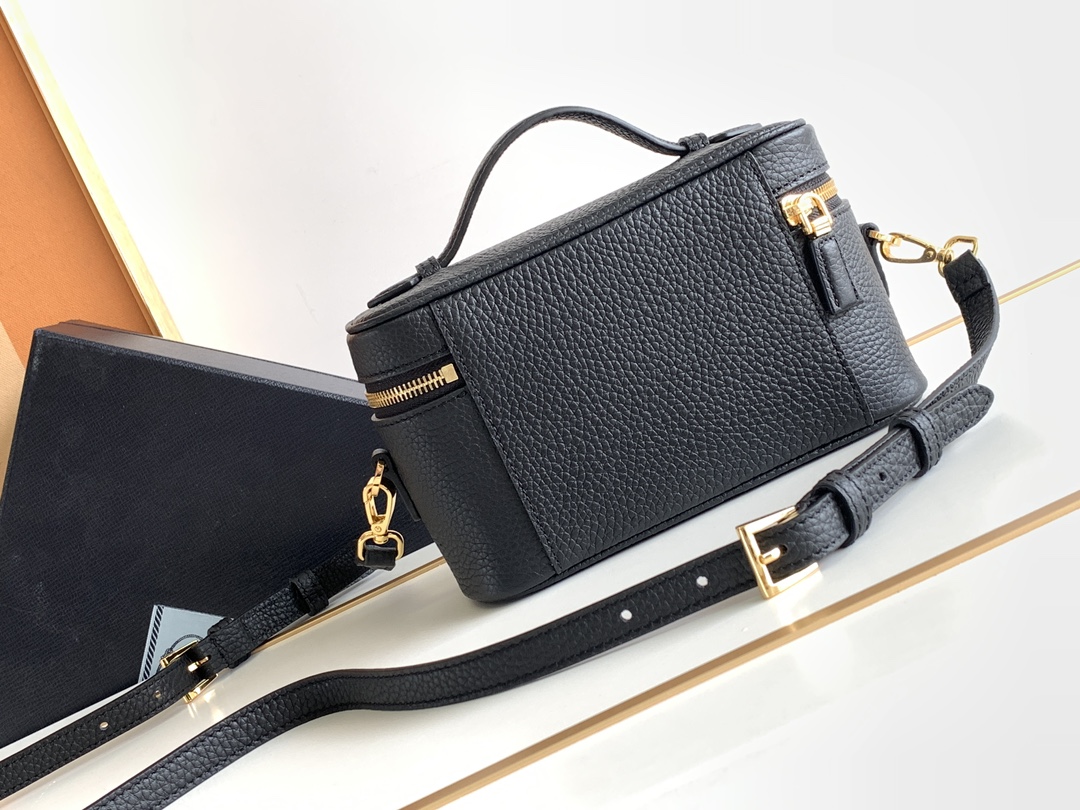 prada new box bag