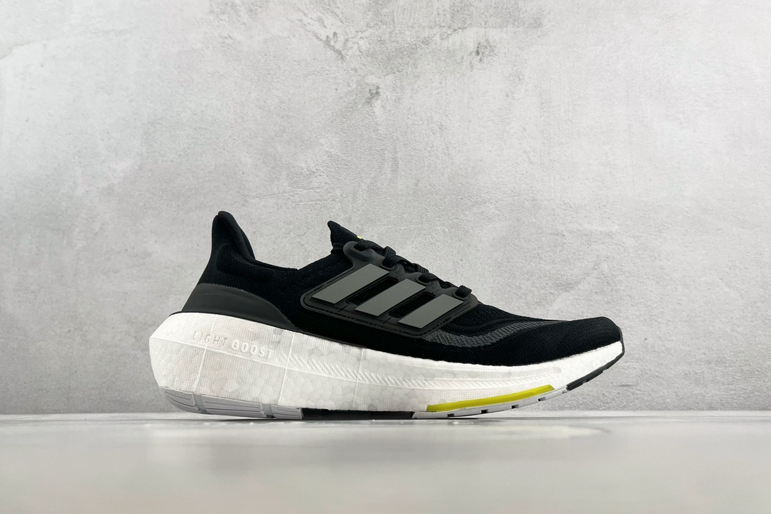 adidas Uitraboost Light Black HQ6339