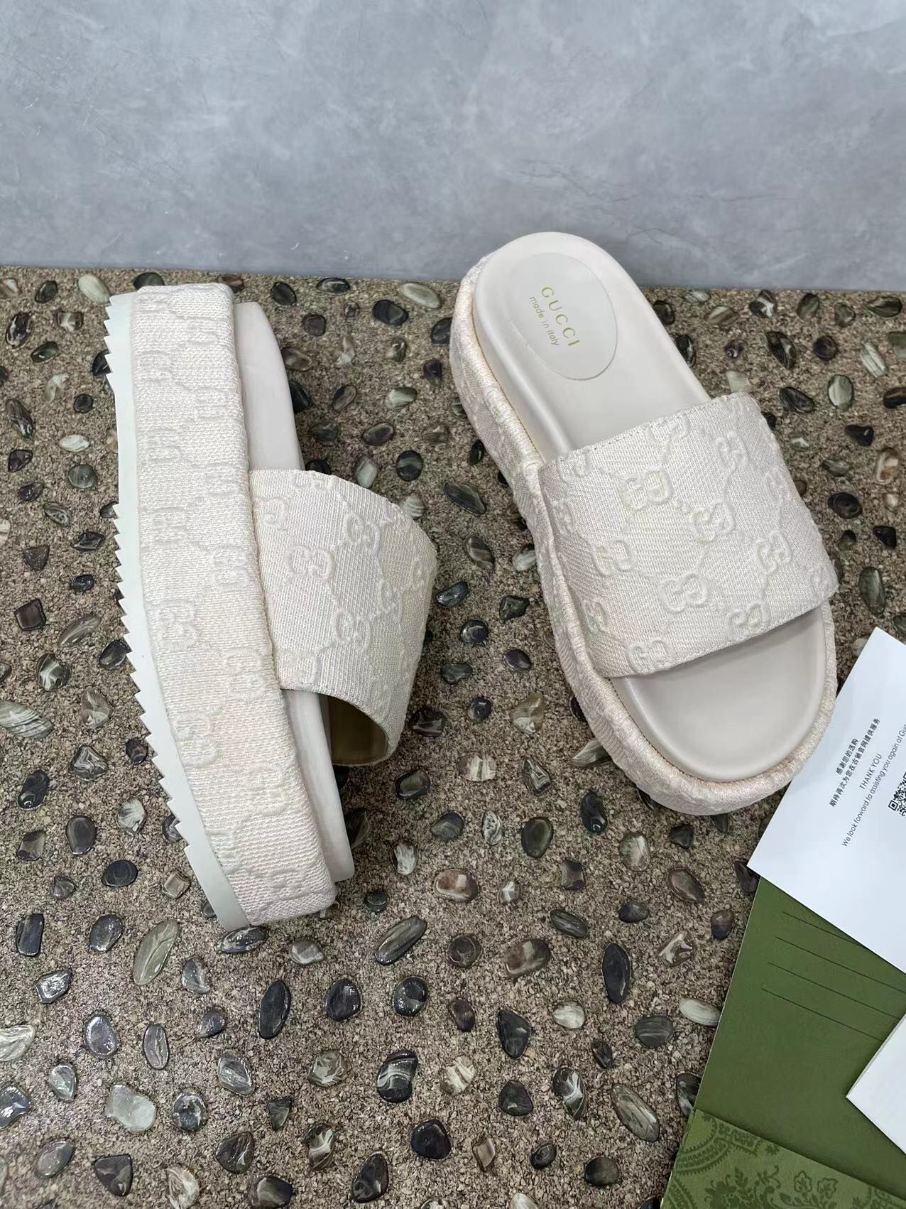 P220GUCCI Sitio web oficial Nuevo Sandalias de fondo grueso para mujer Primavera Verano Nuevo El log