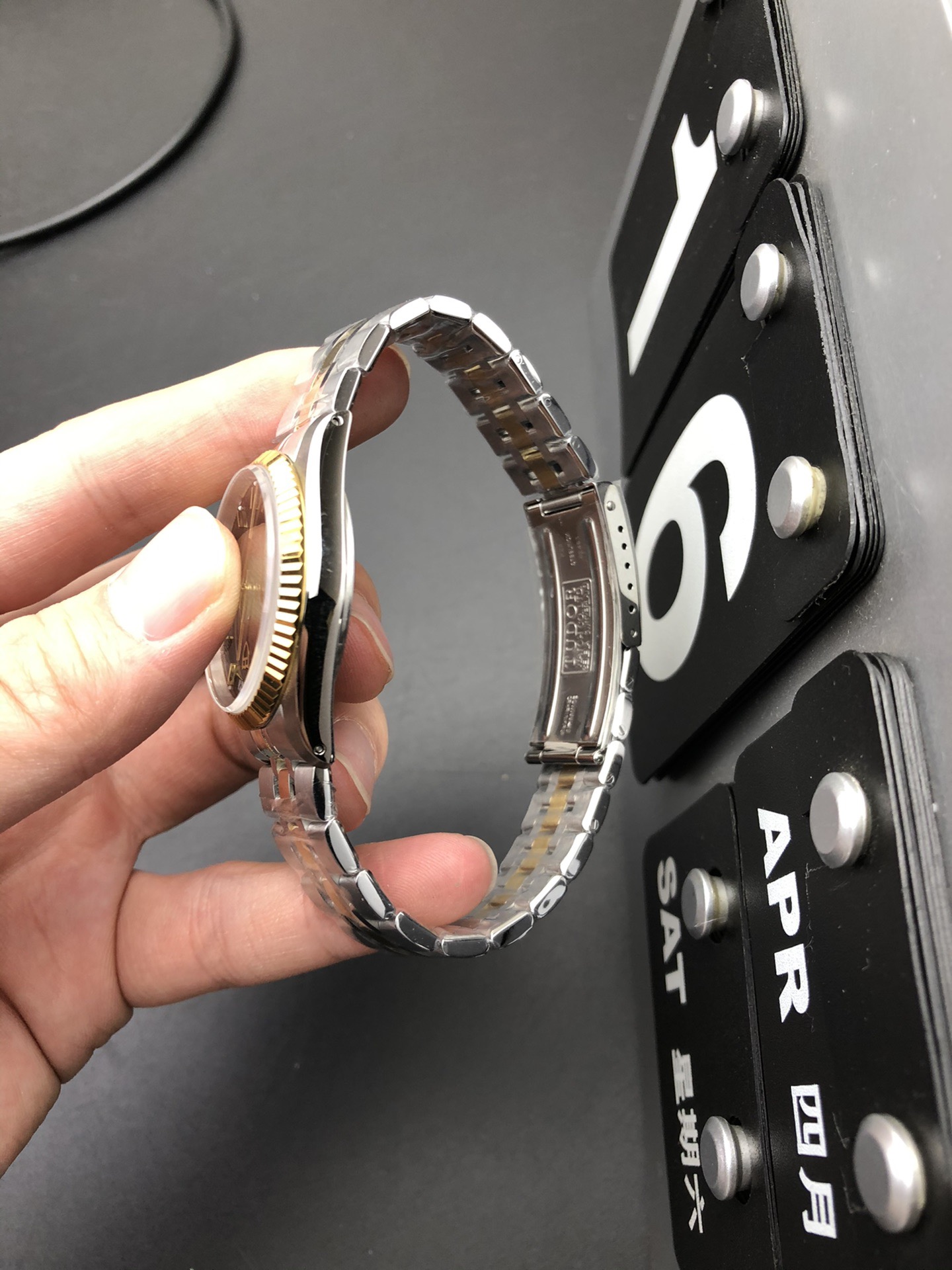 Tudor ZF36 帝舵