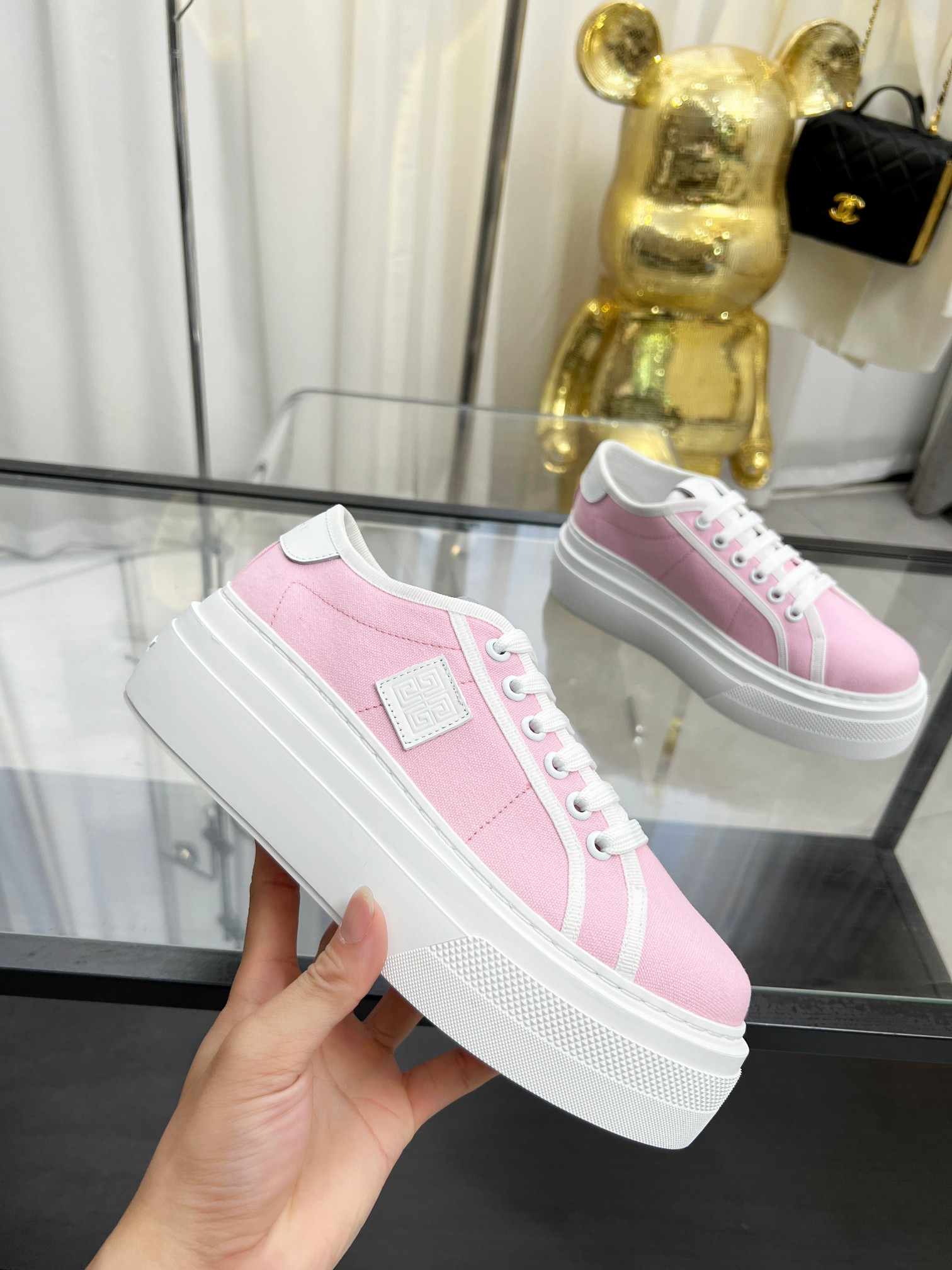 Givenchy 2023 Show: Leather Prints, Imported Cotton, Soft Pu-can Rubber - 图片 2