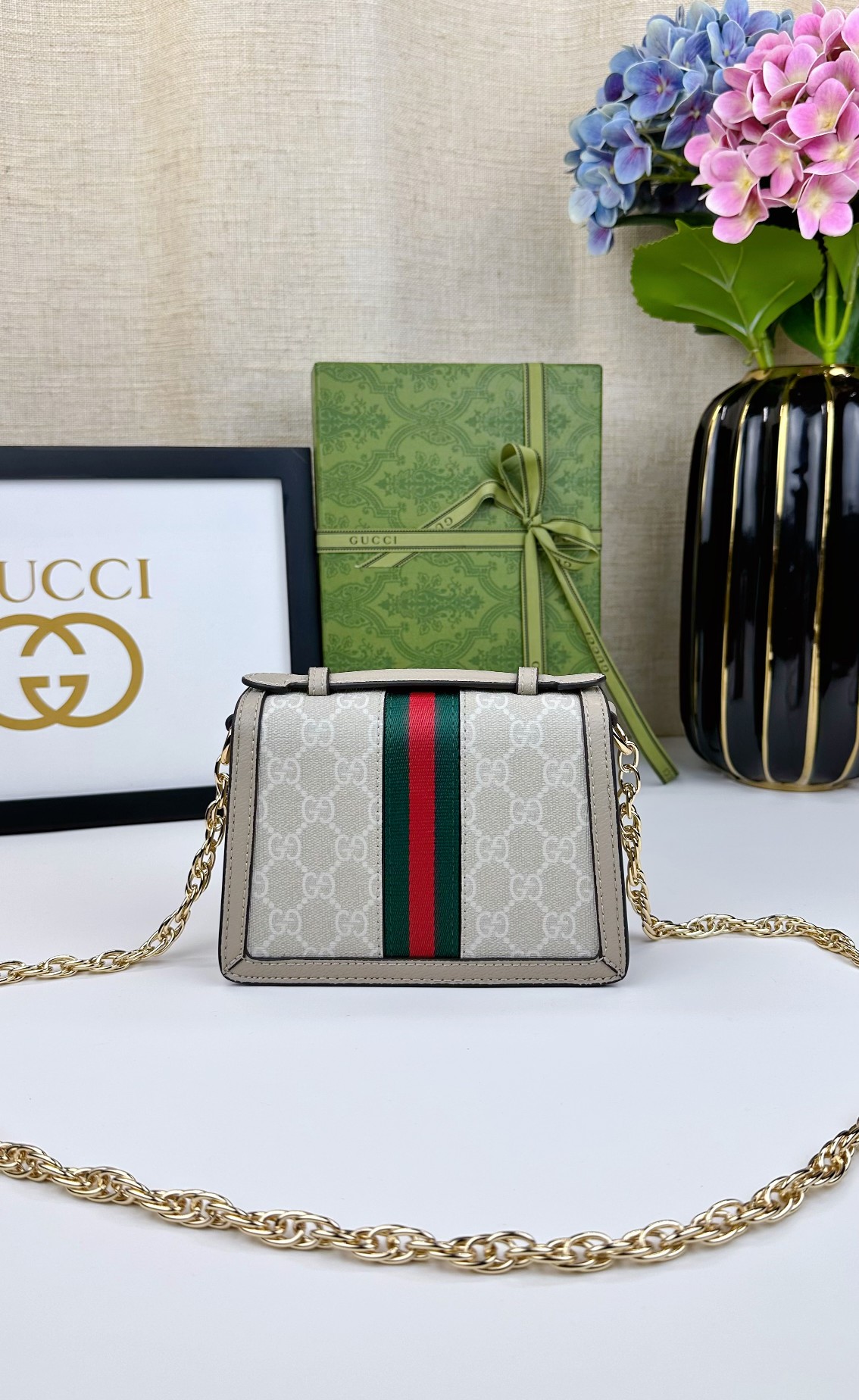 Supreme Ophidia Mini Shoulder Bag - クラシックなデザインと高級感