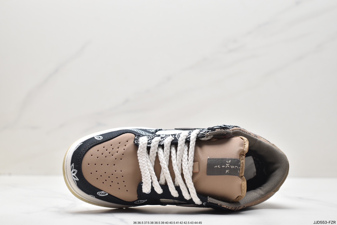 130 众明星同款，说唱歌手·斯科特再度联乘Travis Scott x Nike SB Dunk Low”Jackboys”扣篮系列低帮 CT5053-001
