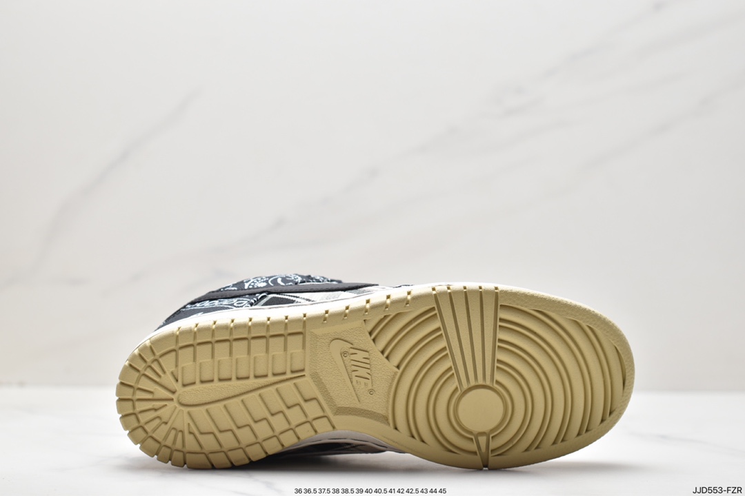 130 众明星同款，说唱歌手·斯科特再度联乘Travis Scott x Nike SB Dunk Low”Jackboys”扣篮系列低帮 CT5053-001