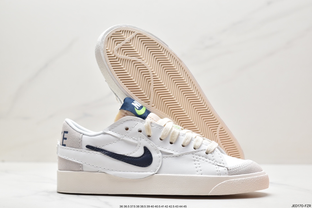 150 Nike Blazer Low '77 SE百搭单品 全新焕新升级经典 Blazer 鞋款，大号 Swoosh 突出新时代更加张扬的潮流感，对经典的又一次改良升级。大号 Swoosh 设计结合宽大鞋带，符合当下潮流意趣，橡胶外底融入凸起人字形底纹增添几分户外感觉 货号：DO9777-001 尺码：36 36.5 37.5 38 38.5 39 40 40.5 41 42 42.5 43 44 45 ID:JED170-FZR