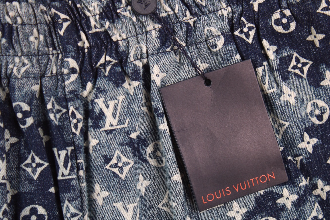 190 Louis Vuitton 23SS 满印扎染短裤