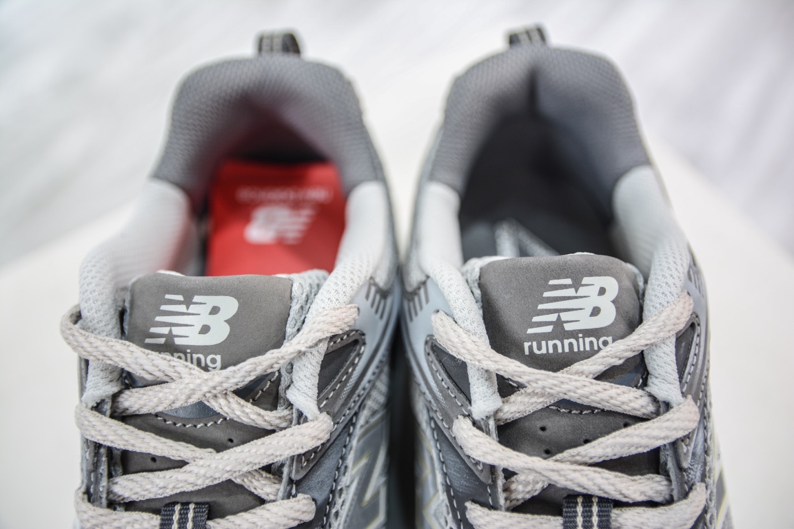 E NB New Balance MR530