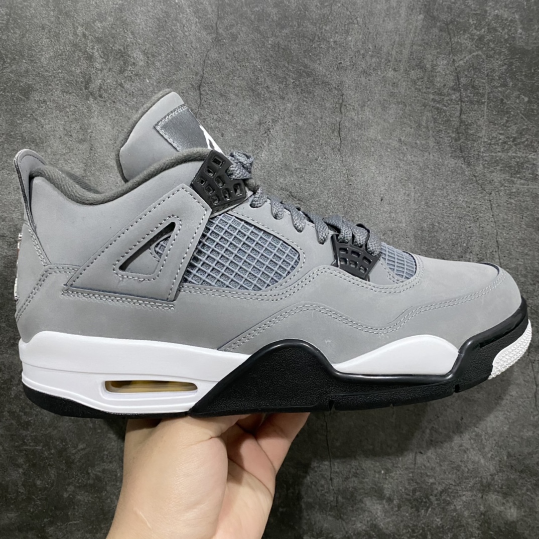 【LJR版】Air Jordan AJ4 Cool Grey酷灰 老鼠灰308497-007圈内公认最强四代 全套原纸板楦头开发 原厂皮料 完美版型 一比一鞋头弧度高度鞋身弧度 数据细节工艺流程均保持原鞋一致 原厂TPU网格鞋带扣 正确内里网布 菱角分明不变形无多余毛边 柔软性质感一致于原鞋 市场唯一原厂鞋扣模具 背面可见隐藏注塑口 原厂织唛标 原厂飞人电绣工艺 尾指中部跳三针 独家绑鞋带手法 印刷中底布 四线拉帮 米色美纹纸贴合固定 进口港宝加持 后跟自然饱满 全鞋荧光划线卡点 追求极致完美 每一双都是工艺品 多重QC质检 超越公司货的品控标准 实实在在的免检产品 尺码：40.5 41 42 42.5 43 44 44.5 45 46 47.5-莆田鞋批发中心