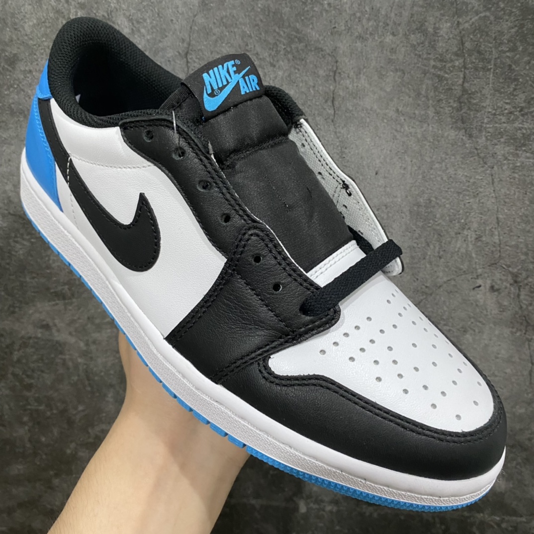 图片[3]-【莞产小纯原】Air Jordan AJ1 Low 低帮 黑白蓝CZ0790-104全新流水线出品 原鞋原楦原纸板开发 全鞋电脑针车 原厂内置全掌气垫 原盒内在原标 唯一Zp原版鞋带绑法 免检产品 全新2022版型 全头层皮料 完美零毛边处理 原厂配置全掌气垫SIZE：36 36.5 37.5 38 38.5 39 40 40.5 41 42 42.5 43 44 44.5 45 46-莆田鞋批发中心