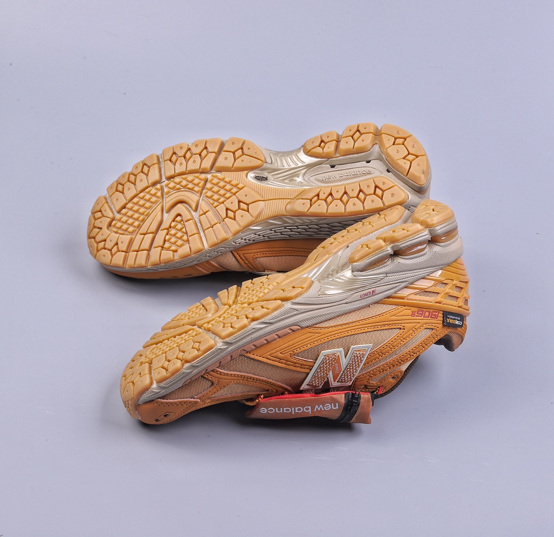 260 New Balance 1906系列复古老爹风休闲运动慢跑鞋 M1906ROB