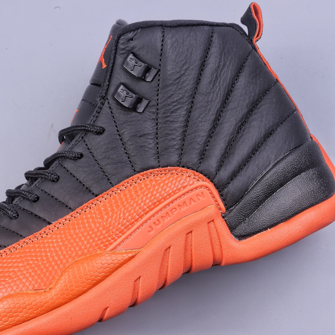 The entire Air Jordan 12 ”Stealth” shoe is made of first-layer leather FD9101-081