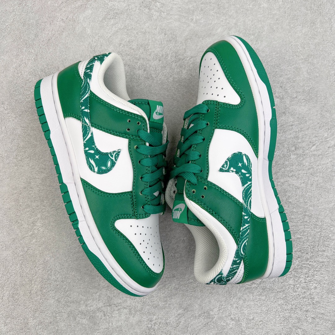 图片[3]-零售💰180 ＃KZ神版福利回馈‼NK Dunk Low  \”Green Paisley\” 绿色佩斯利腰果花 DH4401-102 毫无疑问市场中端王者 全码福利开炸 长期补货价格一步到位 毫无疑问市场中端王者 实力大厂出品 新配色陆续开发 利润个位数只为口碑 全套原纸板楦头开发 确保原汁原味 完美呈现DUNK版型 一比一鞋头弧度高度鞋身弧度 此版本只针对中端市场 皮料材质有所更替 其他数据细节工艺流程均保持一致 绝不口嗨 细节品控鞋型随意对比 独家私模官方第六代原厂航空铝磨具打磨大底 鞋头坡度极致还原 无解鞋型 原盒原配 圈内天花板工艺 原厂玻璃冲刀 超高清洁度 全鞋零毛边皮料切割 原厂中底布点胶 中底布拉帮走线遵循公司 SIZE：36 36.5 37.5 38 38.5 39 40 40.5 41 42 42.5 43 44 44.5 45 46 47.5 编码：by1936080-运动鞋