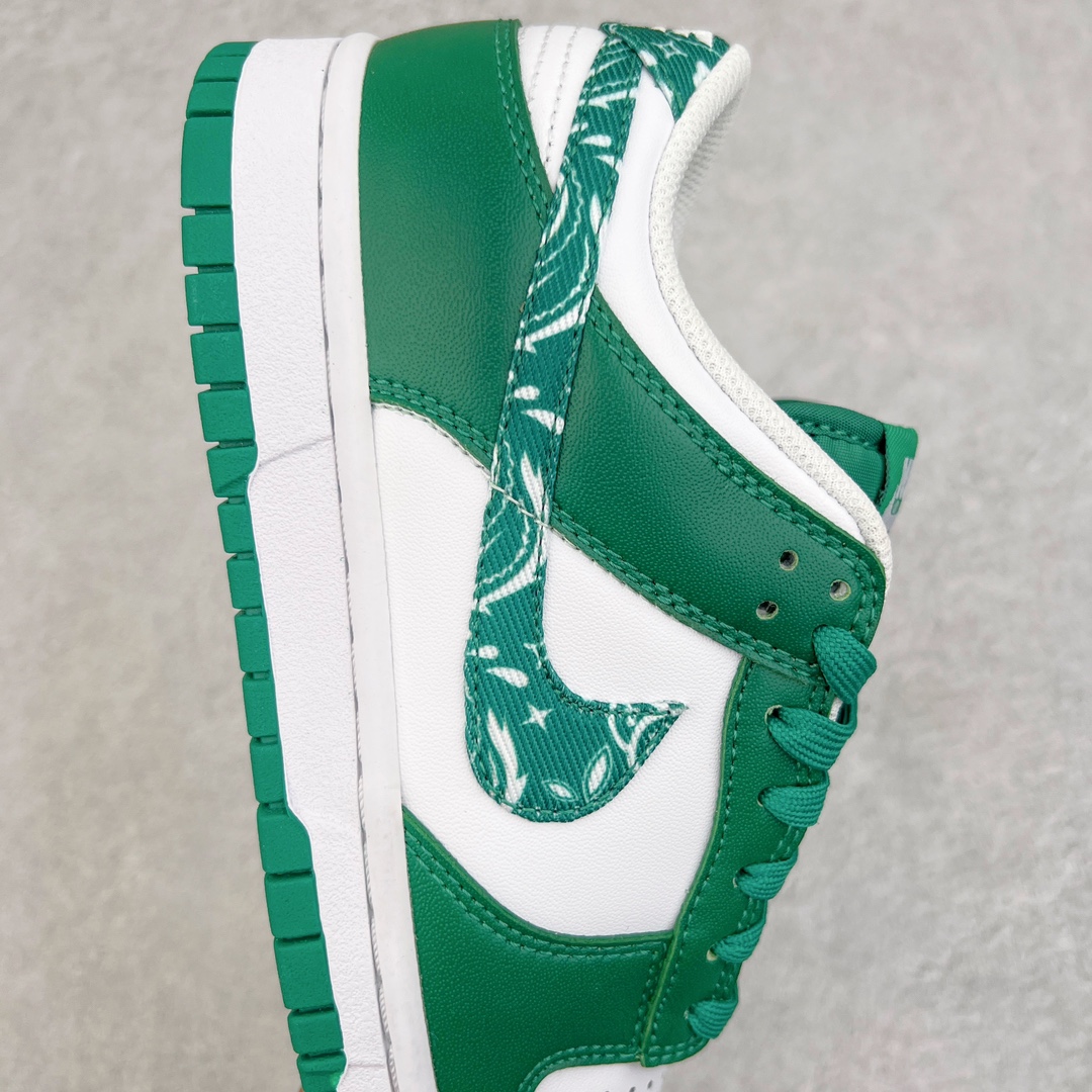 图片[6]-零售💰180 ＃KZ神版福利回馈‼NK Dunk Low  \”Green Paisley\” 绿色佩斯利腰果花 DH4401-102 毫无疑问市场中端王者 全码福利开炸 长期补货价格一步到位 毫无疑问市场中端王者 实力大厂出品 新配色陆续开发 利润个位数只为口碑 全套原纸板楦头开发 确保原汁原味 完美呈现DUNK版型 一比一鞋头弧度高度鞋身弧度 此版本只针对中端市场 皮料材质有所更替 其他数据细节工艺流程均保持一致 绝不口嗨 细节品控鞋型随意对比 独家私模官方第六代原厂航空铝磨具打磨大底 鞋头坡度极致还原 无解鞋型 原盒原配 圈内天花板工艺 原厂玻璃冲刀 超高清洁度 全鞋零毛边皮料切割 原厂中底布点胶 中底布拉帮走线遵循公司 SIZE：36 36.5 37.5 38 38.5 39 40 40.5 41 42 42.5 43 44 44.5 45 46 47.5 编码：by1936080-运动鞋