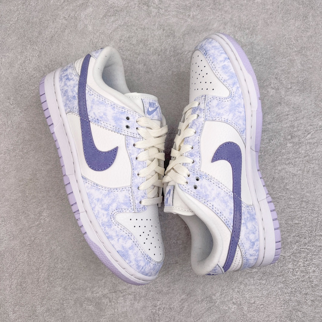 图片[3]-零售💰180 ＃KZ神版福利回馈‼NK Dunk Low Purple Pulse 紫色扎染 DM9467-500 毫无疑问市场中端王者 全码福利开炸 长期补货价格一步到位 毫无疑问市场中端王者 实力大厂出品 新配色陆续开发 利润个位数只为口碑 全套原纸板楦头开发 确保原汁原味 完美呈现DUNK版型 一比一鞋头弧度高度鞋身弧度 此版本只针对中端市场 皮料材质有所更替 其他数据细节工艺流程均保持一致 绝不口嗨 细节品控鞋型随意对比 独家私模官方第六代原厂航空铝磨具打磨大底 鞋头坡度极致还原 无解鞋型 原盒原配 圈内天花板工艺 原厂玻璃冲刀 超高清洁度 全鞋零毛边皮料切割 原厂中底布点胶 中底布拉帮走线遵循公司 SIZE：36 36.5 37.5 38 38.5 39 40 40.5 41 42 42.5 43 44 44.5 45 46 47.5 编码：by1936080-运动鞋