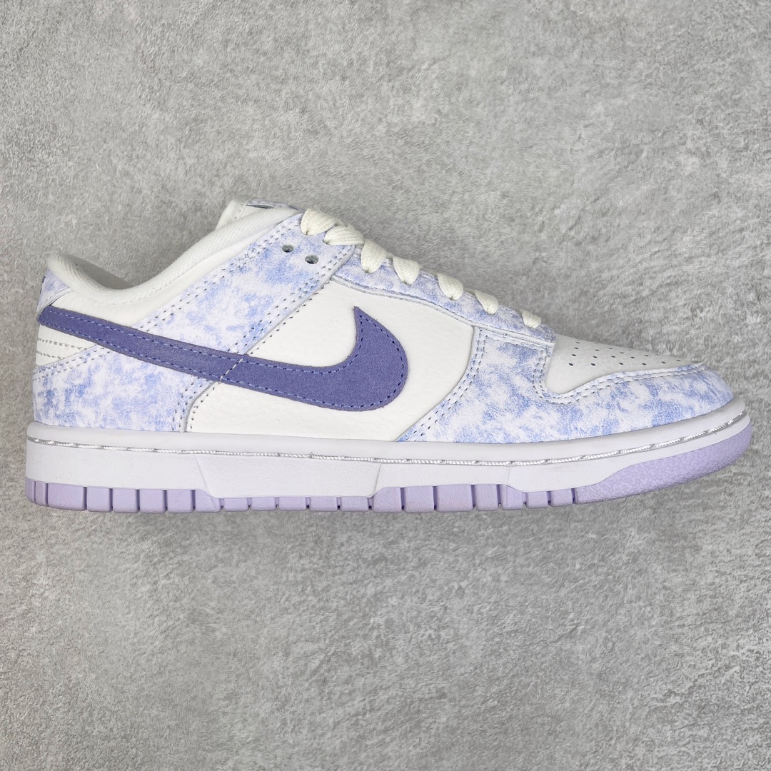 零售💰180 ＃KZ神版福利回馈‼NK Dunk Low Purple Pulse 紫色扎染 DM9467-500 毫无疑问市场中端王者 全码福利开炸 长期补货价格一步到位 毫无疑问市场中端王者 实力大厂出品 新配色陆续开发 利润个位数只为口碑 全套原纸板楦头开发 确保原汁原味 完美呈现DUNK版型 一比一鞋头弧度高度鞋身弧度 此版本只针对中端市场 皮料材质有所更替 其他数据细节工艺流程均保持一致 绝不口嗨 细节品控鞋型随意对比 独家私模官方第六代原厂航空铝磨具打磨大底 鞋头坡度极致还原 无解鞋型 原盒原配 圈内天花板工艺 原厂玻璃冲刀 超高清洁度 全鞋零毛边皮料切割 原厂中底布点胶 中底布拉帮走线遵循公司 SIZE：36 36.5 37.5 38 38.5 39 40 40.5 41 42 42.5 43 44 44.5 45 46 47.5 编码：by1936080-运动鞋