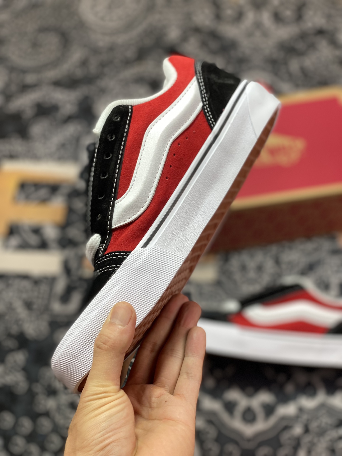 Vans Knu-Skool VR3 LX bread shoes black and red stitching low-top retro casual vulcanized sneakers