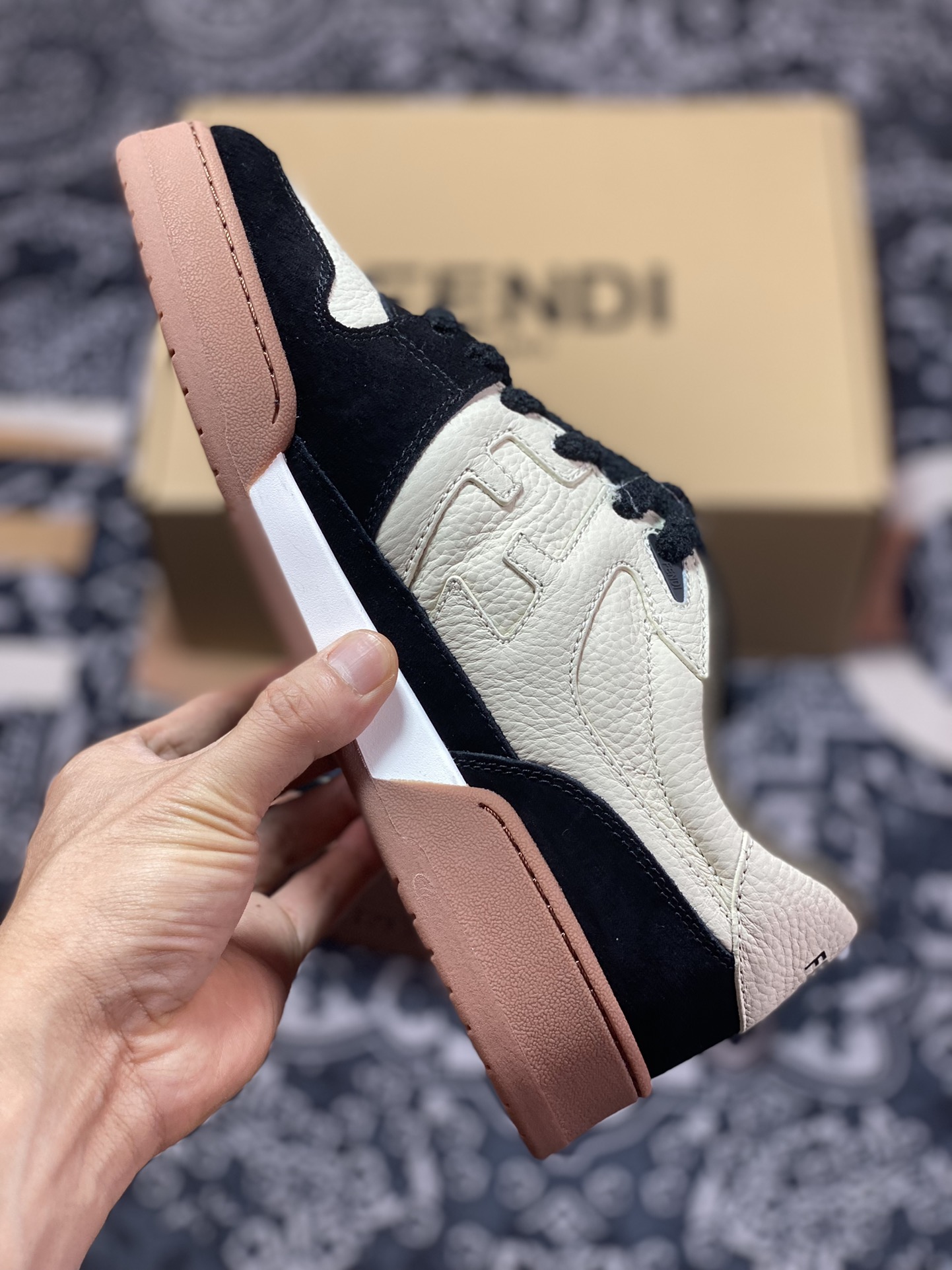 Fendi Match Sneaker Low competition series low-top retro sneakers ”leather off-white black caramel bottom” 7E1493AHH2F1FZB