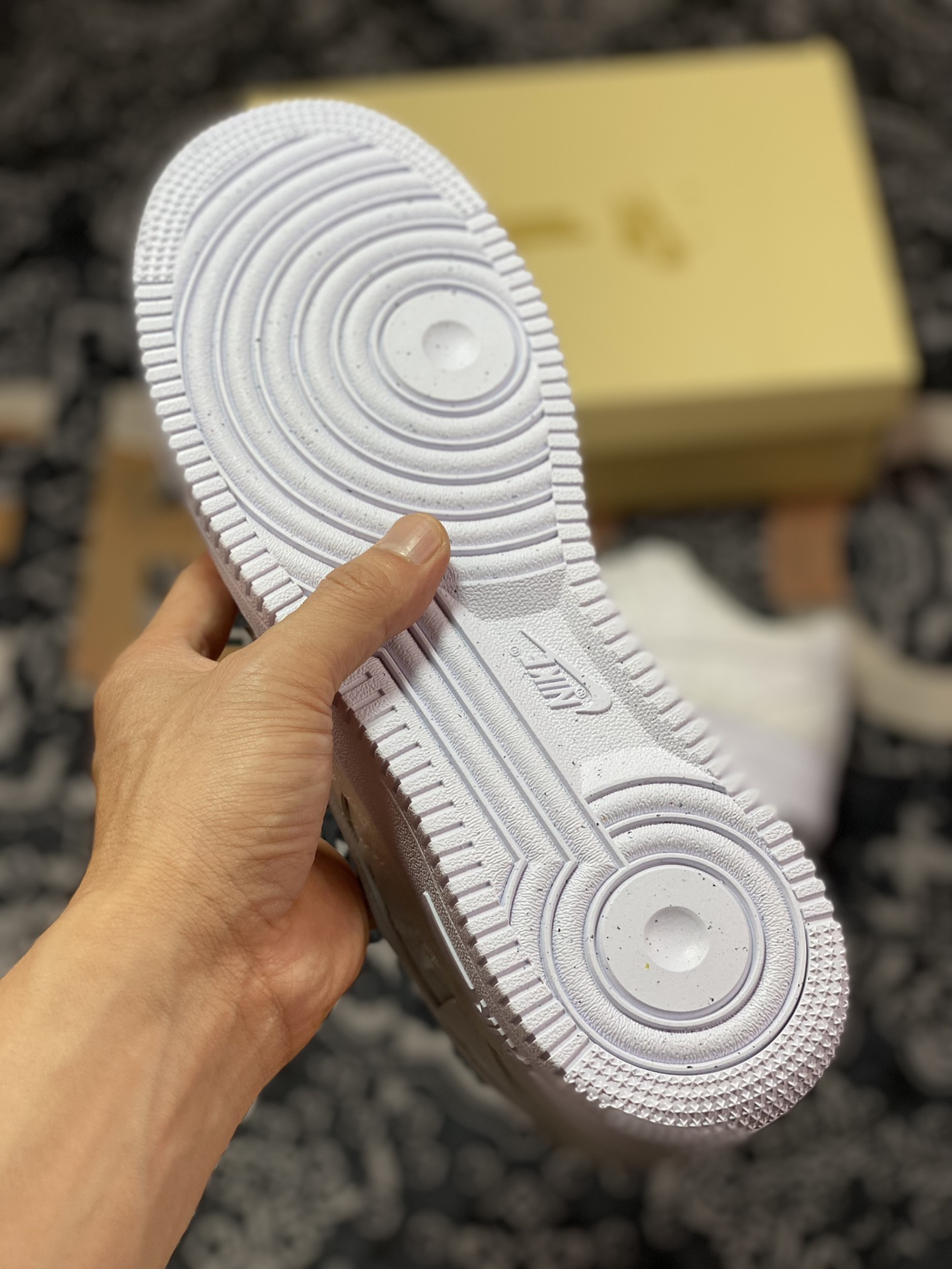 Preferred Billie Eillish x Nike Air Force 1 Low ”Triple White” Billie Eillish DZ3674-100