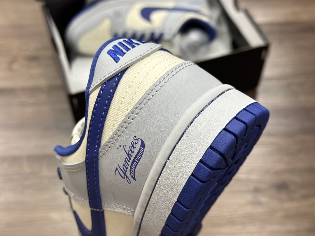 240 NIKE SB Dunk Low 低帮休闲运动鞋 FC1688-104