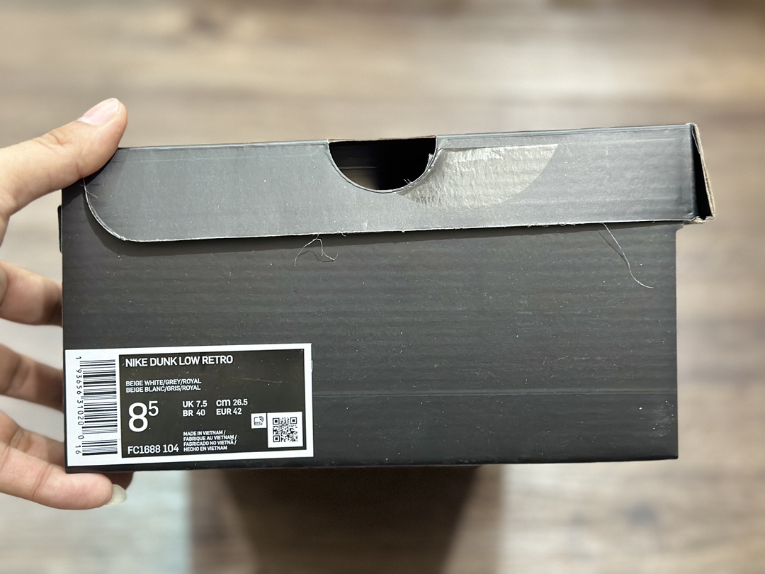 240 NIKE SB Dunk Low 低帮休闲运动鞋 FC1688-104