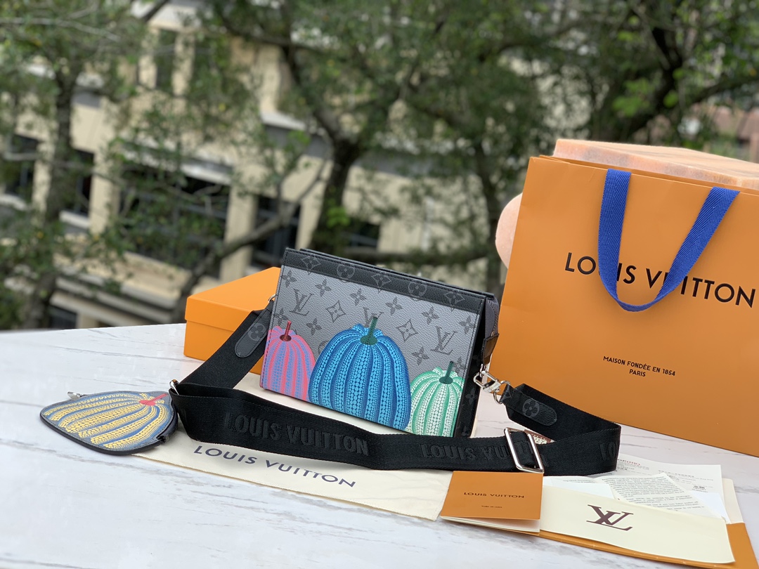 🌼 m81972尺寸 22×14.5×4.5cm香港贸易公司订单！LV x YK Gaston 男款二合