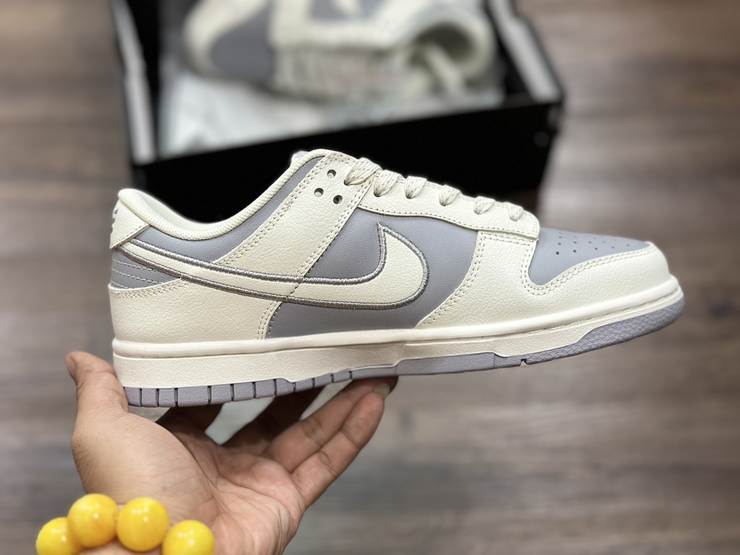 240 NIKE SB Dunk Low 低帮休闲运动鞋 XD1688-005