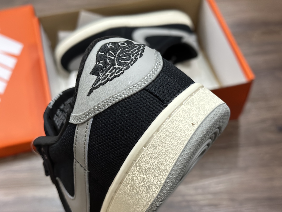 200 Air Jordan Low Shadow AJ1 乔1黑灰色 文化休闲鞋 DX4981-002