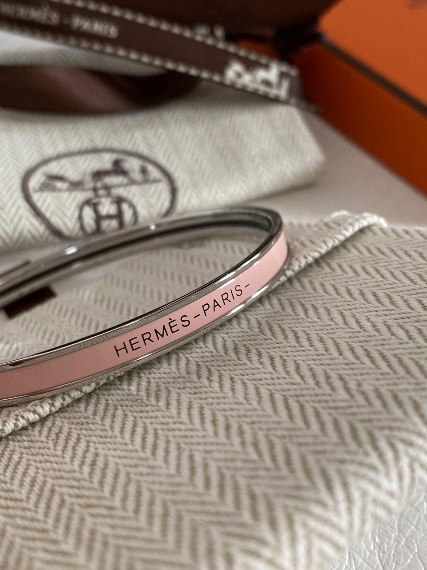 Hermès Haute Joaillerie Fine Jewelry Earrings Necklace Ring Ref 6