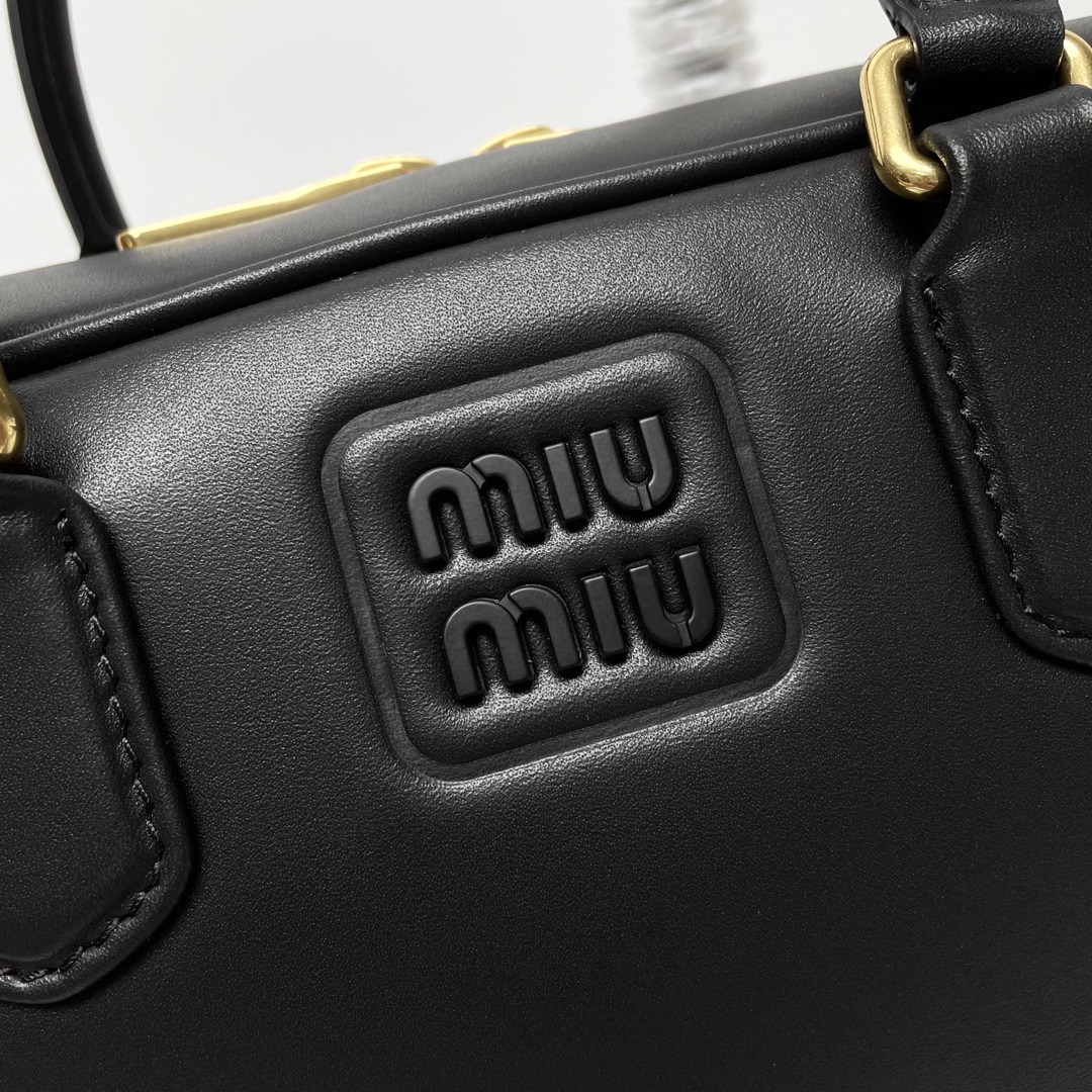 [Miu Miu Women