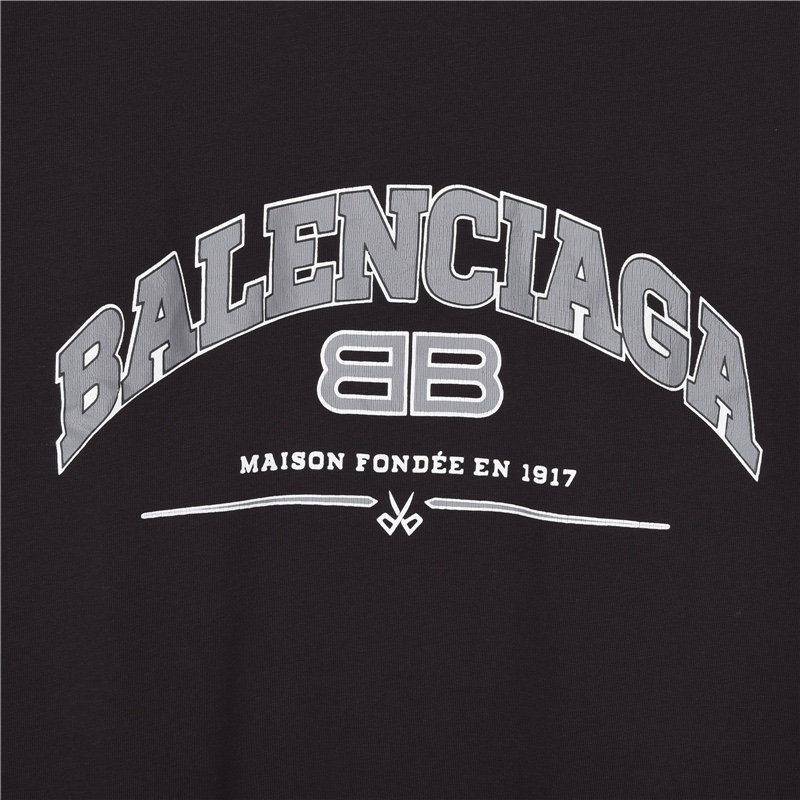 170 Balenciaga/巴黎世家 剪刀双爆裂纹印花破洞短袖T恤