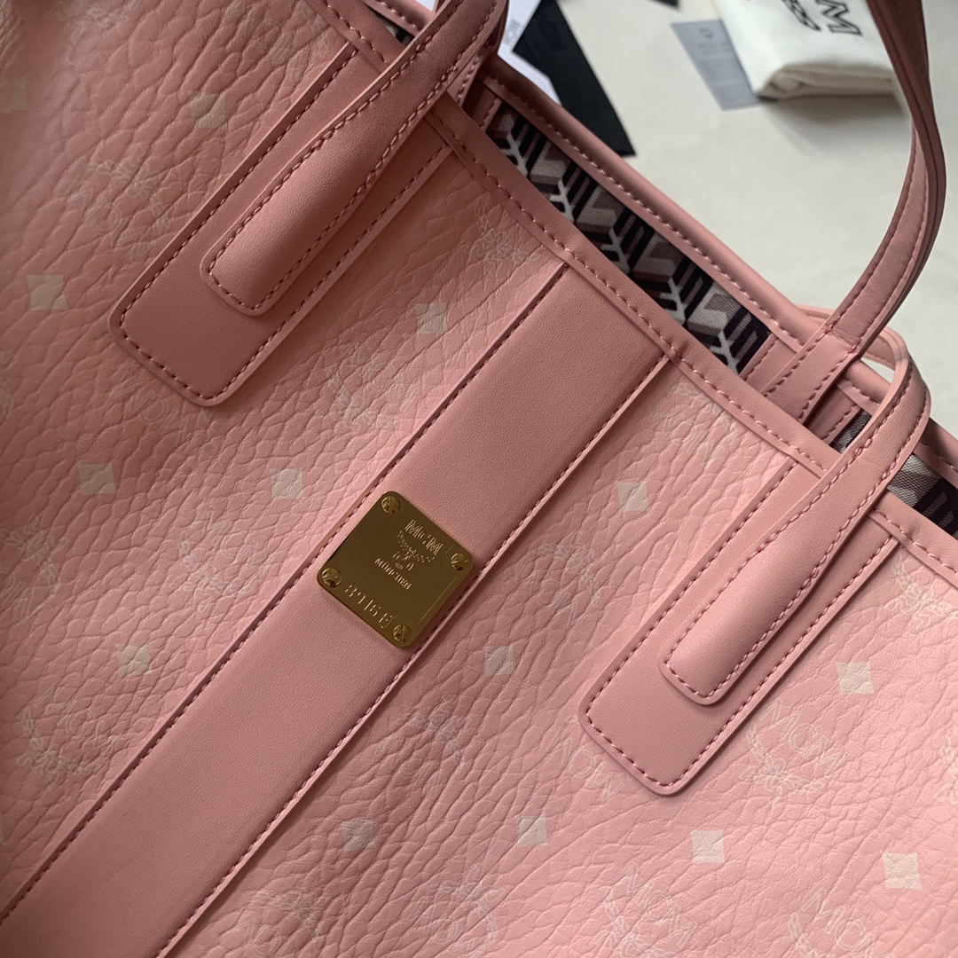 Miu Miu 中号 ［ ］