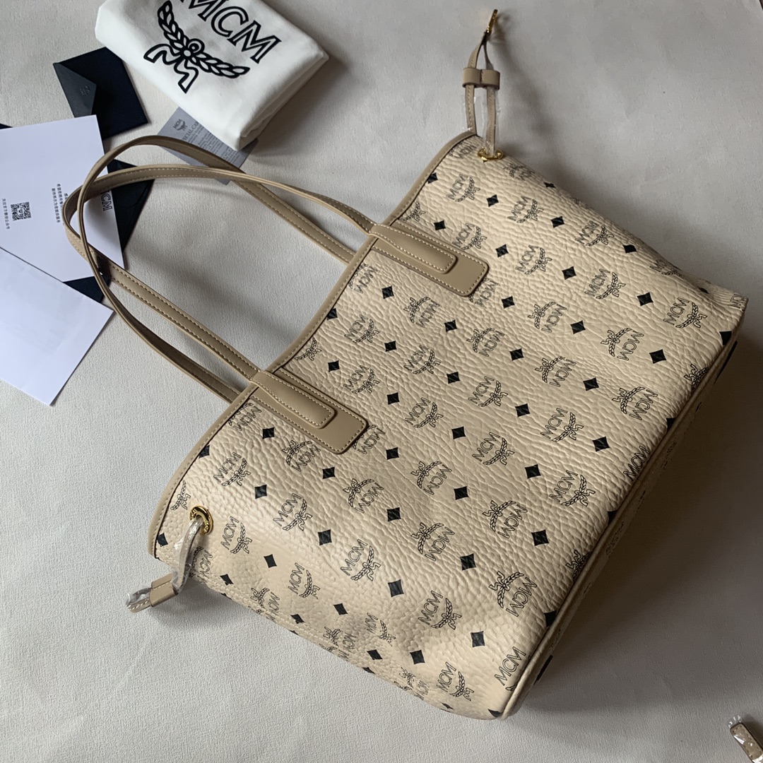 Miu Miu 中号 ［ ］