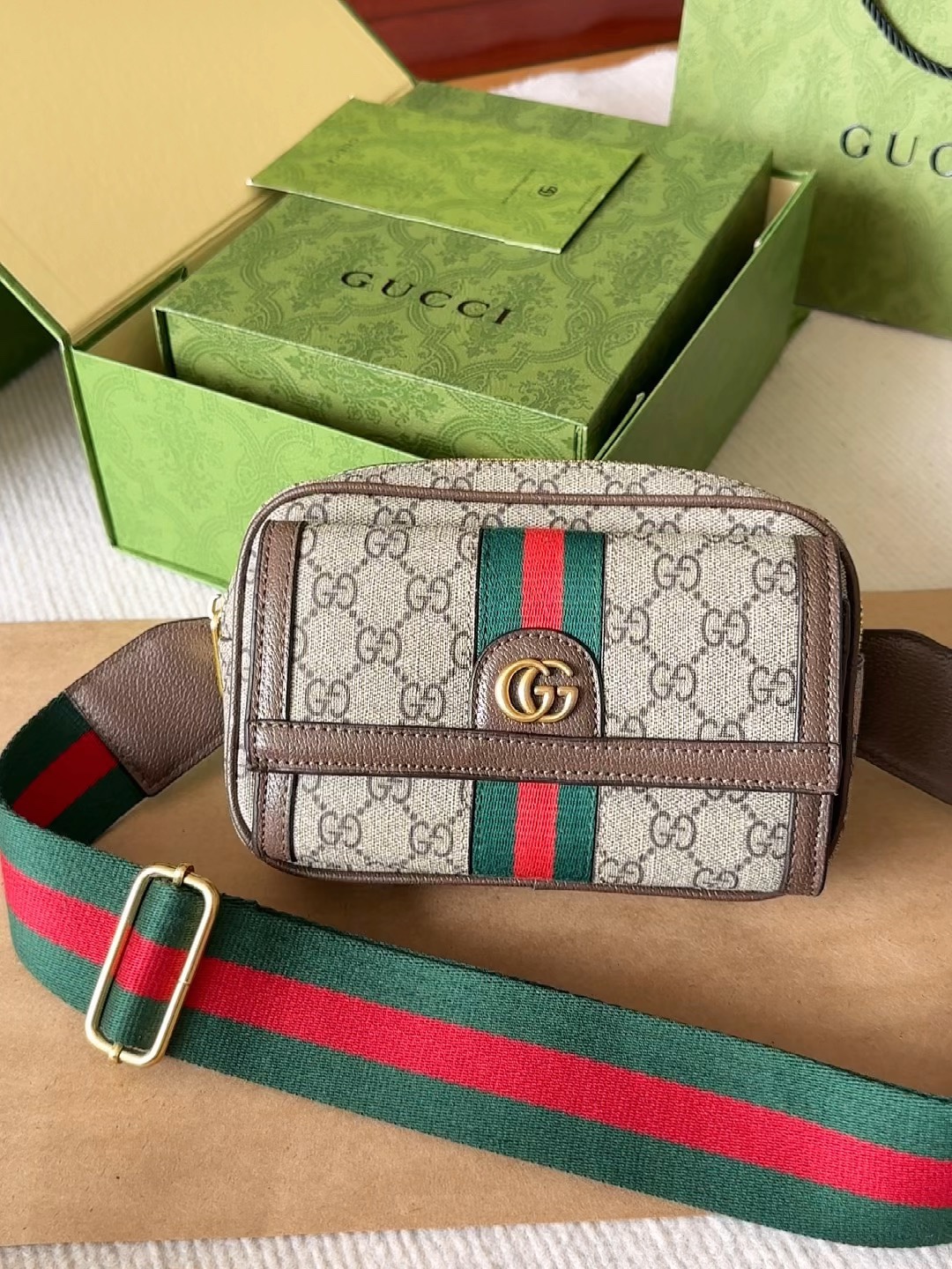 Gucci Ophidia Projektant
 Torby kurierskie