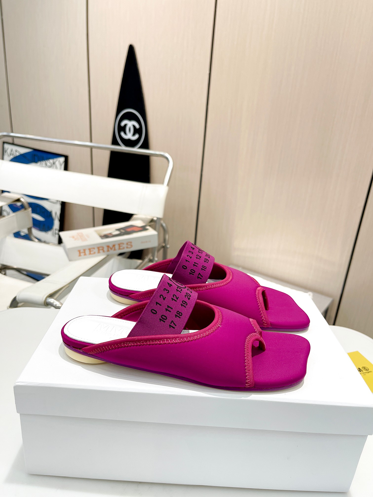 p240¡Colección figura Nicho luz lujo marca Maison Margiela Maison Margiela primavera/verano 23 mm6 t