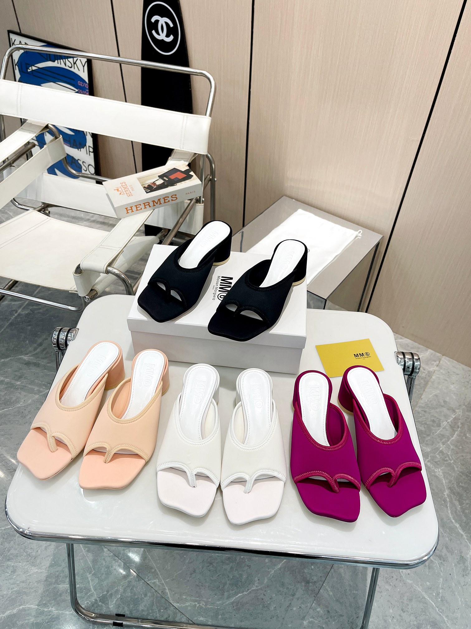 p240 ¡Ligera marca de lujo Maison Margiela Maison Margiela 23 primavera y verano mm6 tacón redondo e