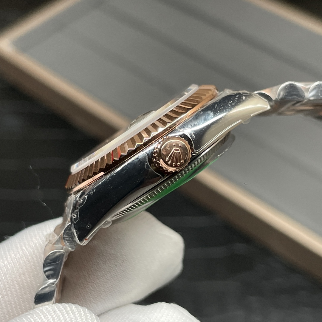 Rolex Gs间玫日志 绿面2236机芯31mm