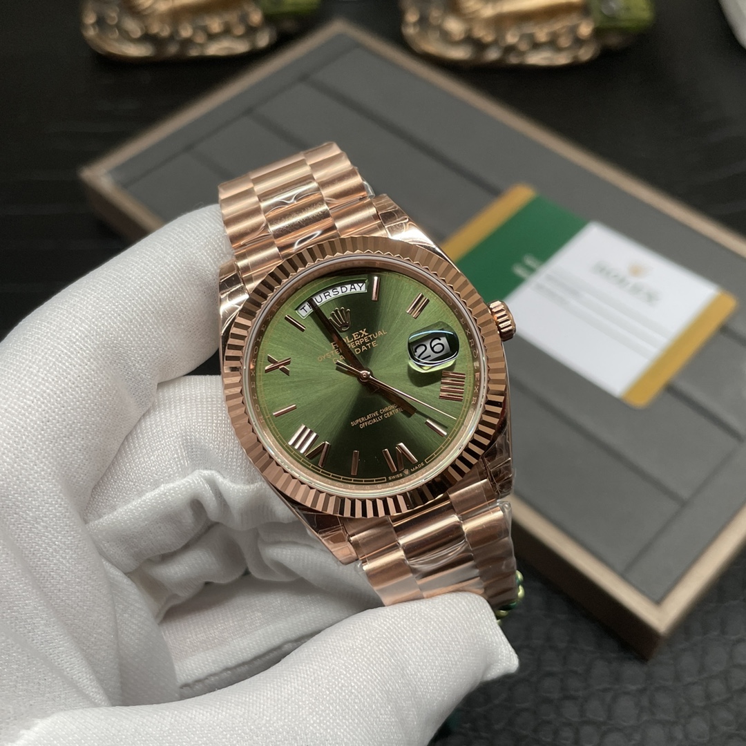 Rolex 星期日历型 40mm