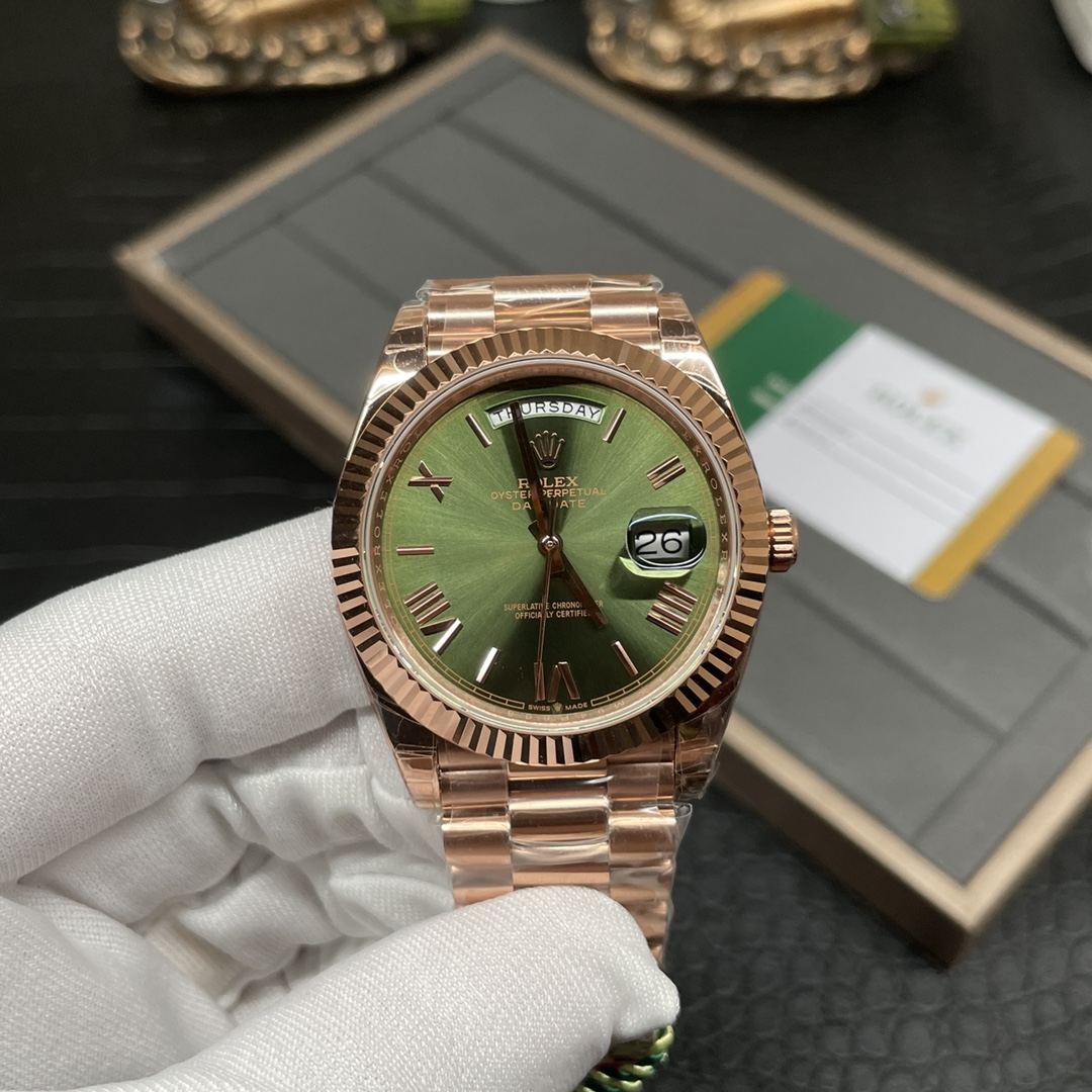 Rolex 星期日历型 40mm