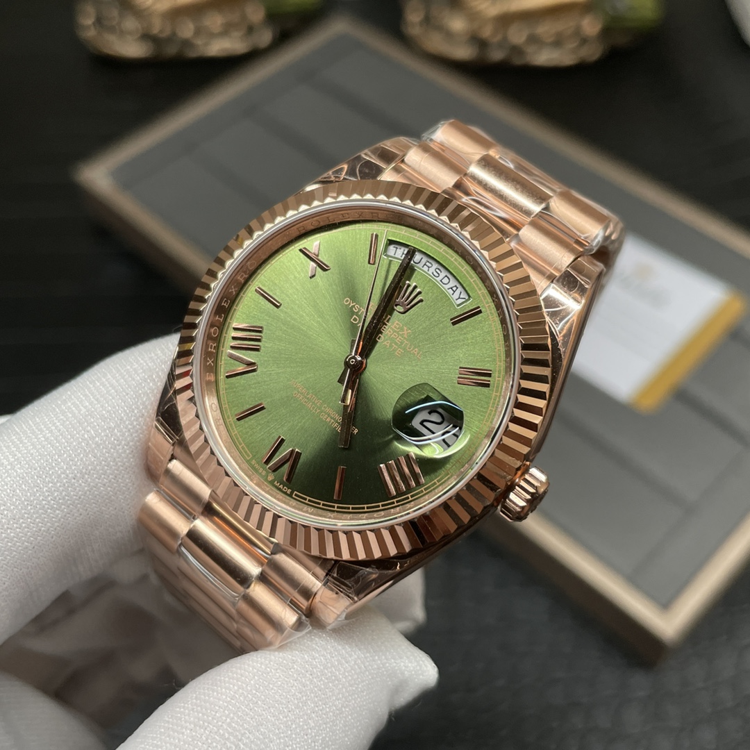 Rolex 星期日历型 40mm