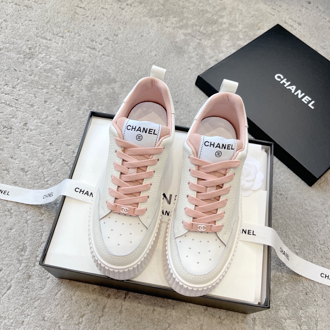 NO:164136,CHANLL The same model as the internet celebrity celebrity. The latest show series on the counter, one-to-one original arrangement and matching, inner footbed imported sheepskin, large sole original private model and large sole. Size: 35-40 (40 sizes are not returned or replaced), casual shoes/sports shoes, chanel, sneakers, sheepskin19860909批 CHANLL 网红明星同款 专柜最新走秀主打系列上 一比一原版排列搭配 内里垫脚进口羊皮里 大底原私模大底  码:35-40（40码不退不换）,休闲鞋/运动鞋,chanel,sneakers,sheepskin,Women's Shoes