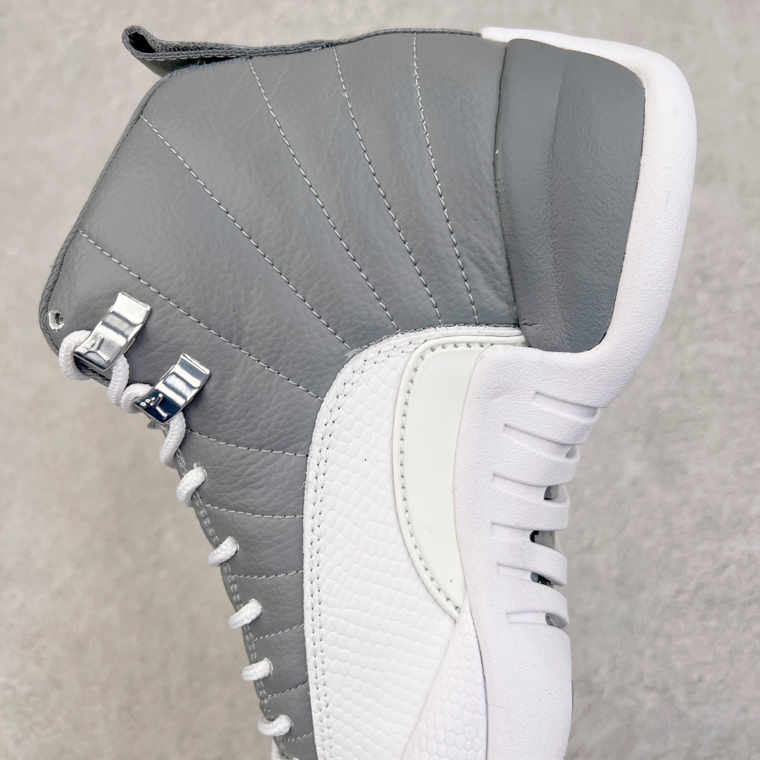 图片[7]-零售💰320 ＃JH外贸版 Air Jordan AJ12 Retro 白灰 货号：CT8013-015 原楦原纸板开发 原汁原味12代鞋型 进口头层皮料 用料绝不含糊 原盒原配 平台外单特供 极限压缩成本 最直接的单价 独家供应开发至49码 SIZE：40 40.5 41 42 42.5 43 44 44.5 45 45.5 46 47.5 48 49 编码：Xby3936020-运动鞋