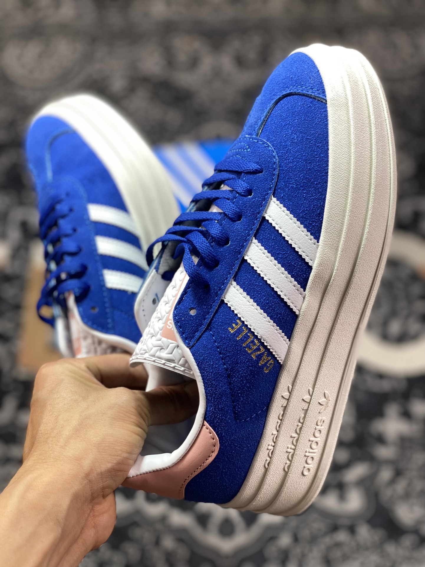 Adidas Originals Gazelle Bold powder blue and white thick-soled non-slip casual sneakers HQ6894