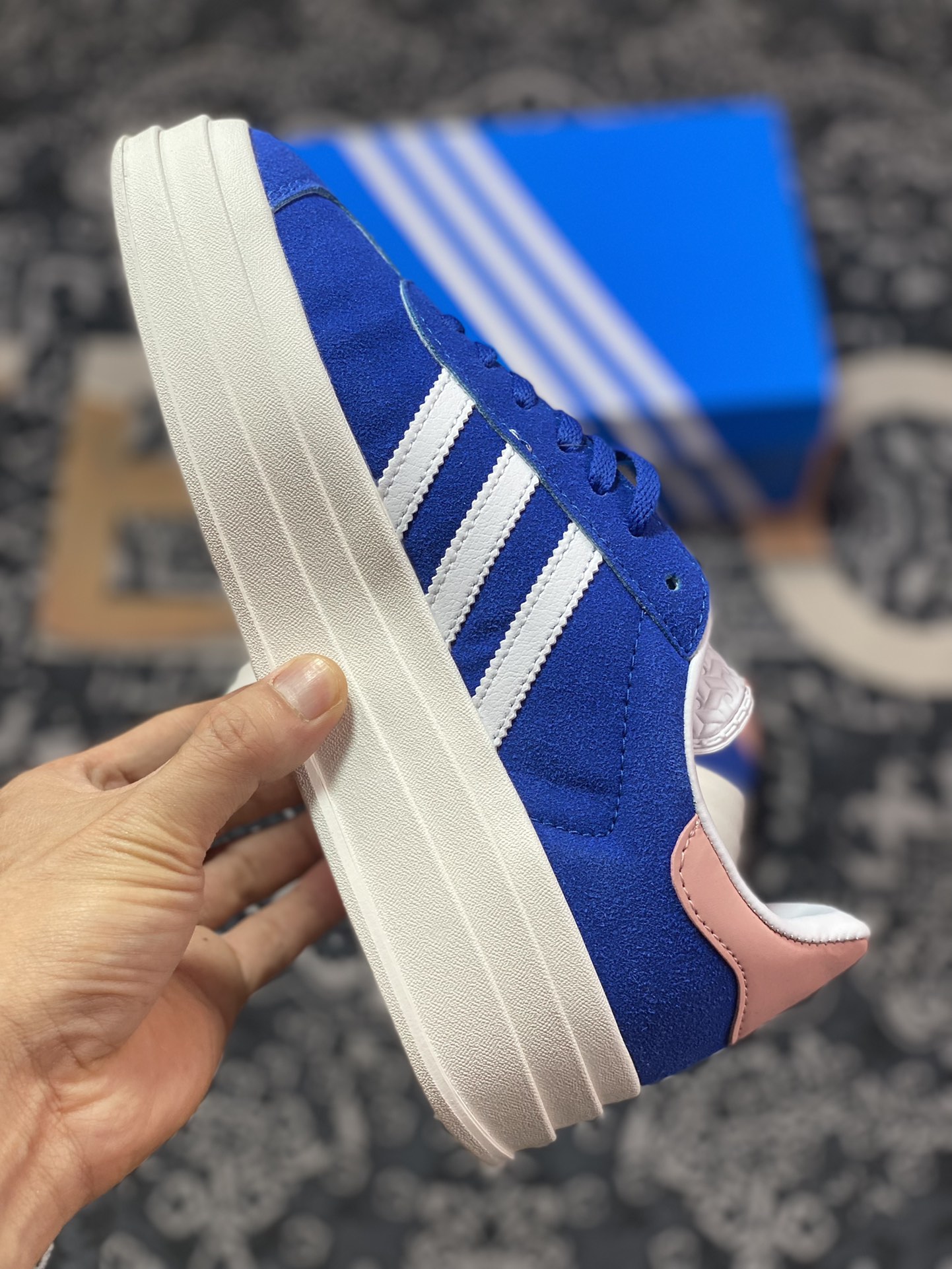 Adidas Originals Gazelle Bold powder blue and white thick-soled non-slip casual sneakers HQ6894